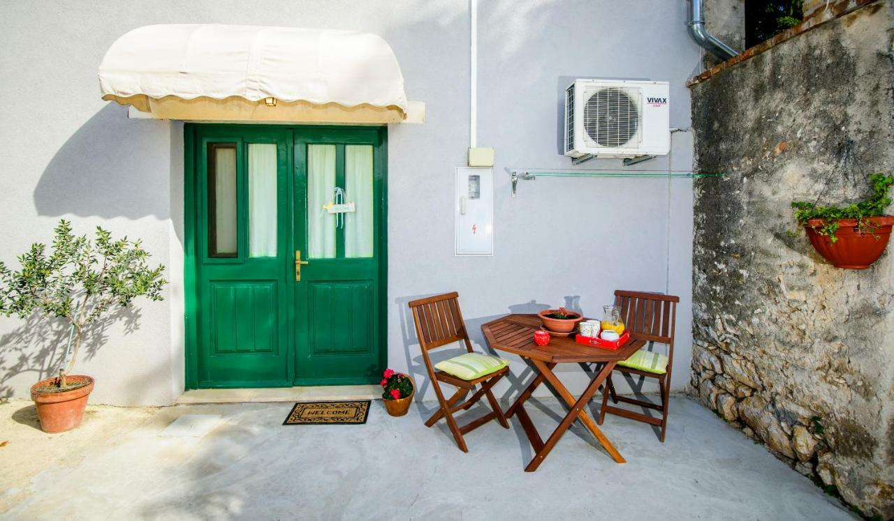 Rustica Apartments Šibenik Exteriör bild
