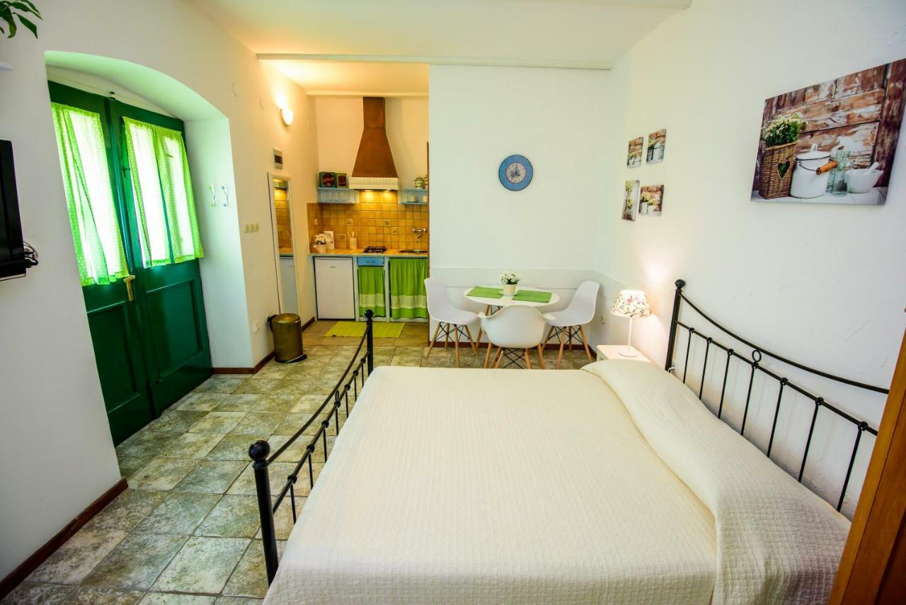 Rustica Apartments Šibenik Exteriör bild